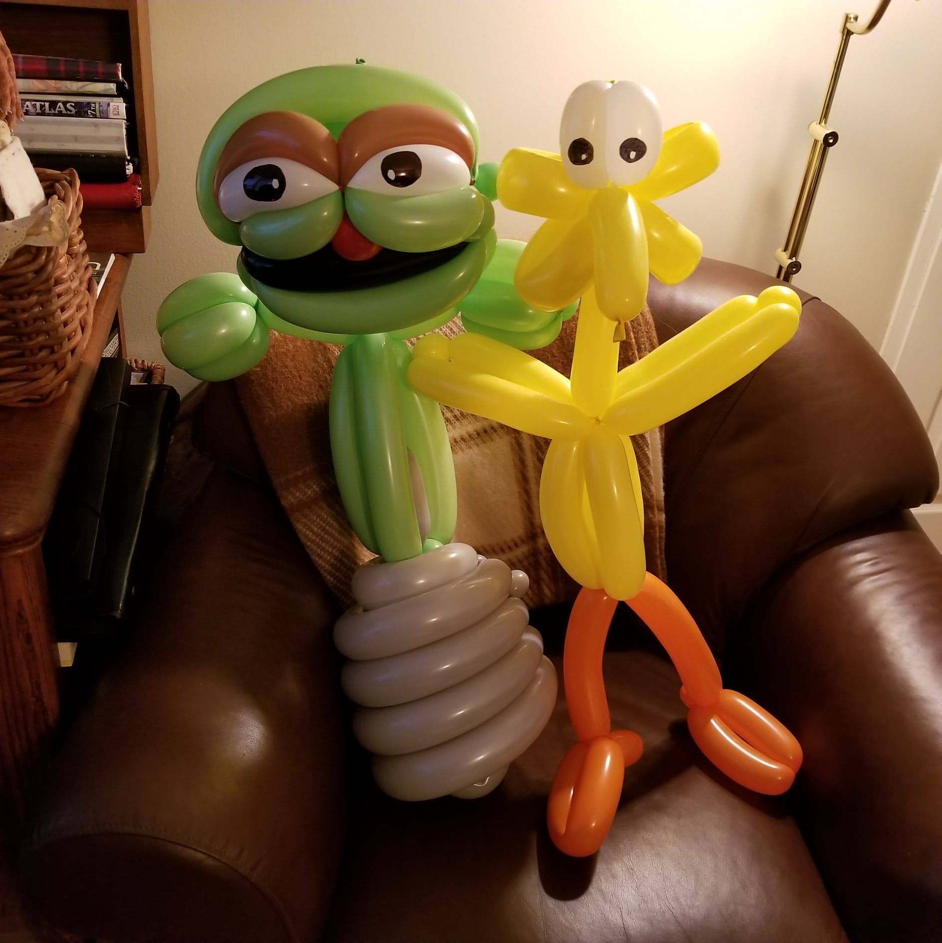Sesame Street's Caroll Spinney (Balloon gifts)
